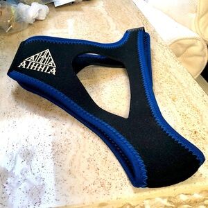 Chin snore strap NWOT